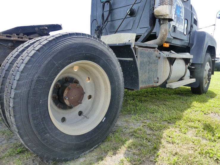 1997-mack-ch612-image-6
