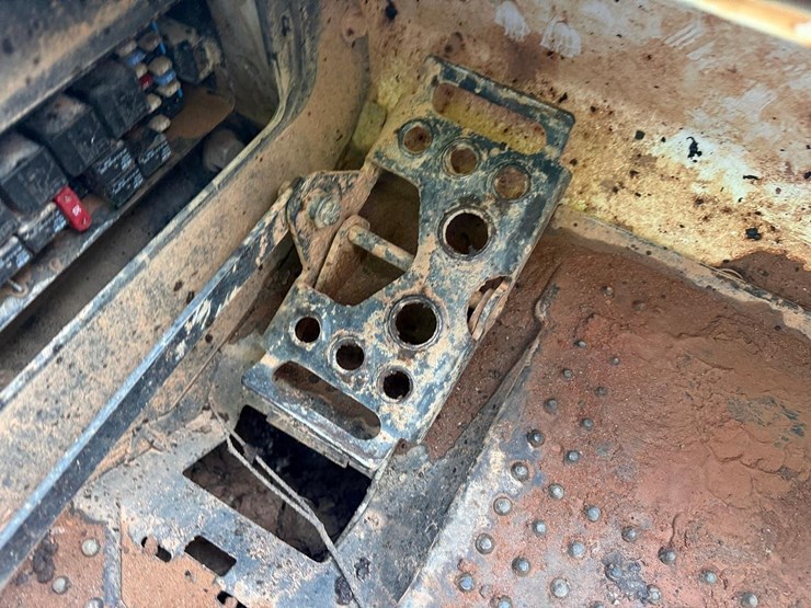 bobcat-t650-image-27