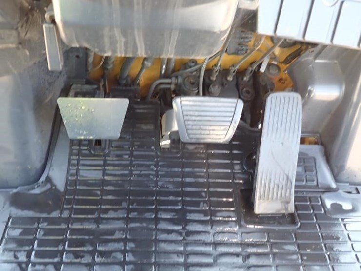 nissan-kcph02a25pv-forklift-image-21