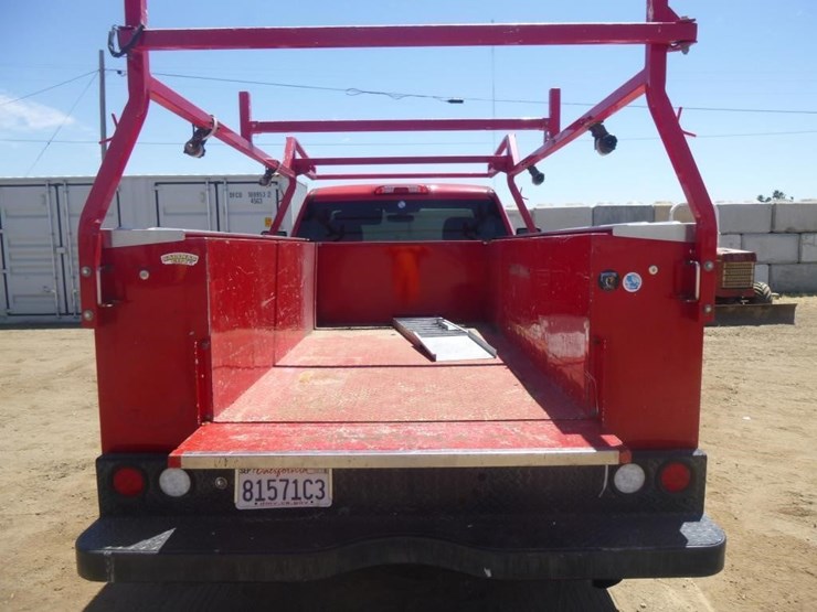 2020-chevrolet-2500-image-21