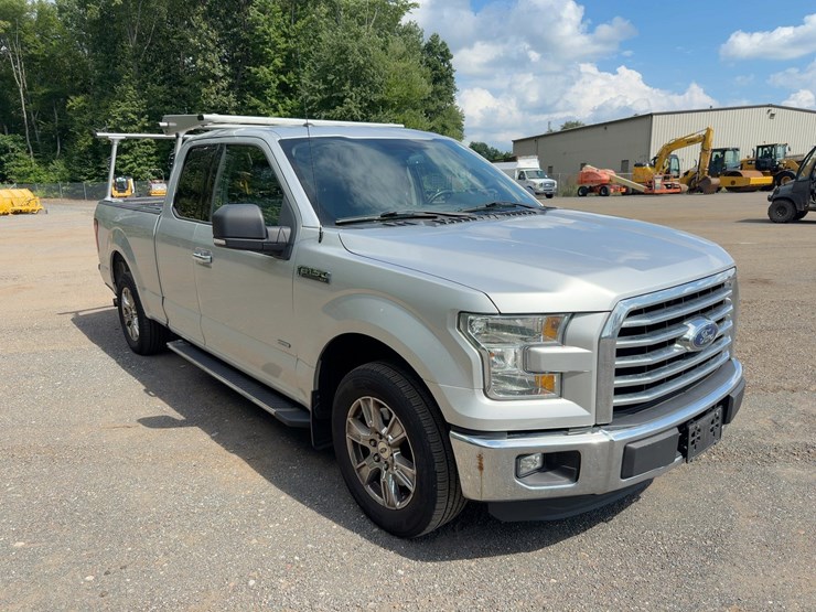 2015-ford-f150-xlt-image-7