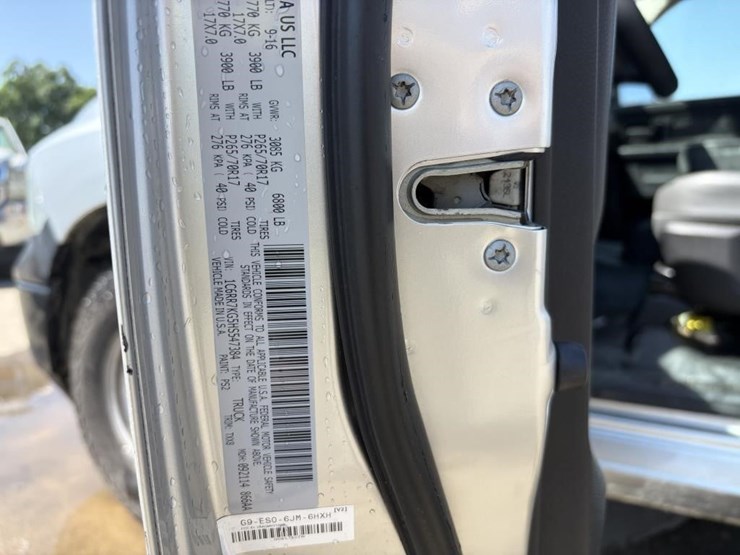 2017-dodge-ram-1500-image-19