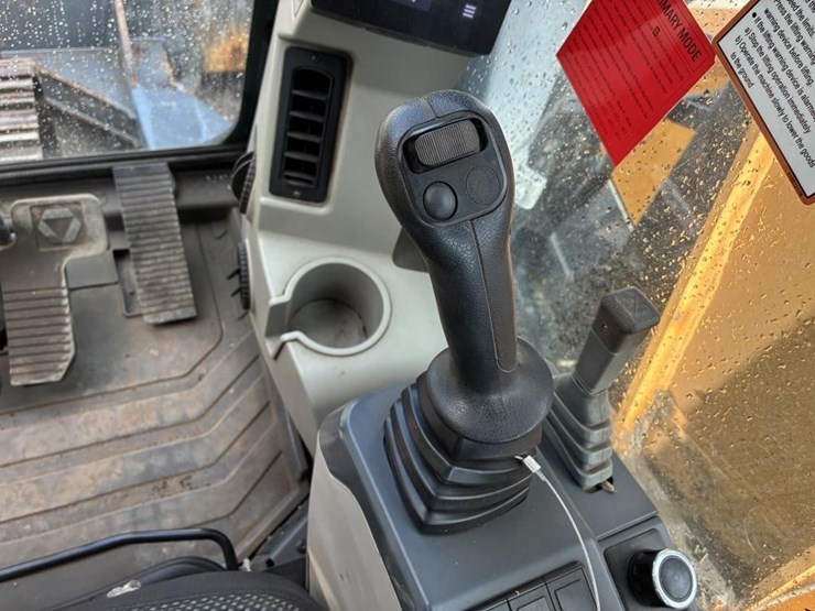 2023-xcmg-xe155ucr-hydraulic-excavator-image-19