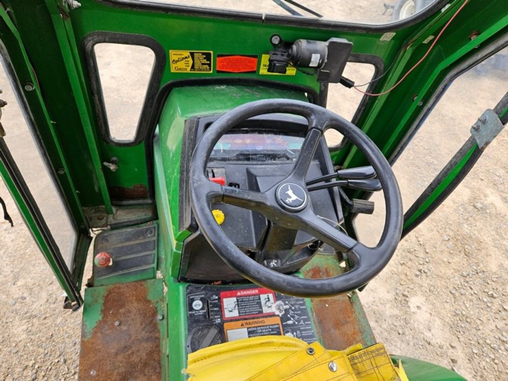 john-deere-425-image-21