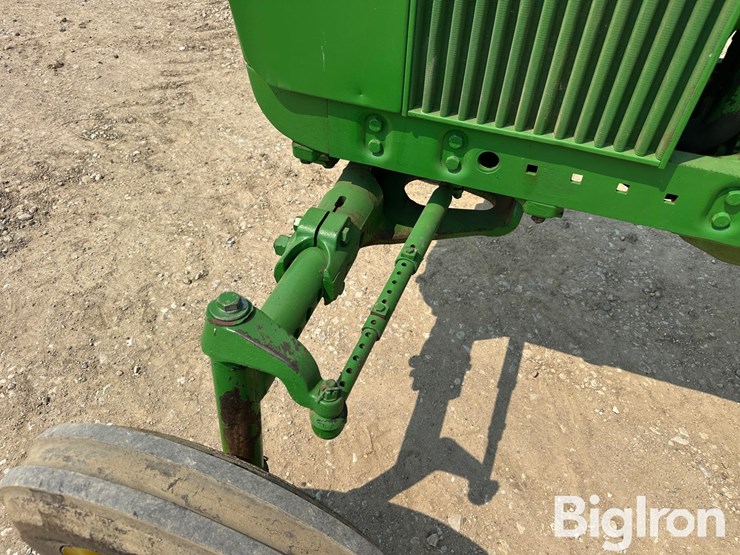 1970-john-deere-2520-image-17