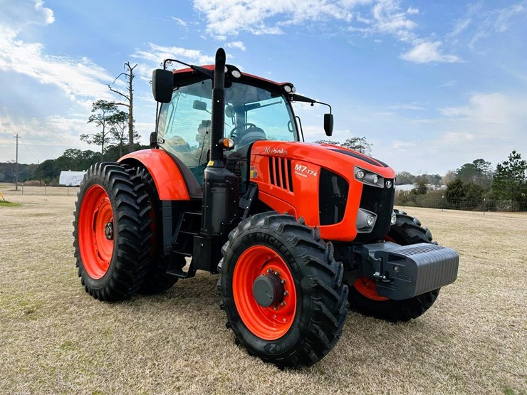 2023-kubota-m7-174-image-4