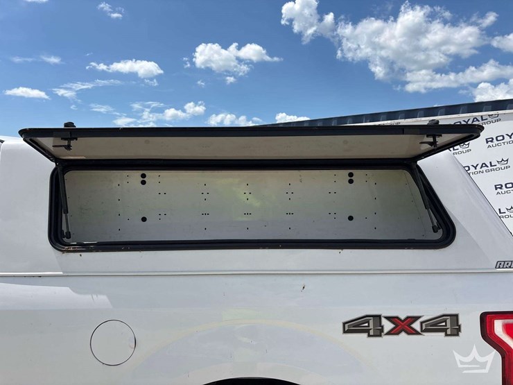 2016-ford-f150-image-21