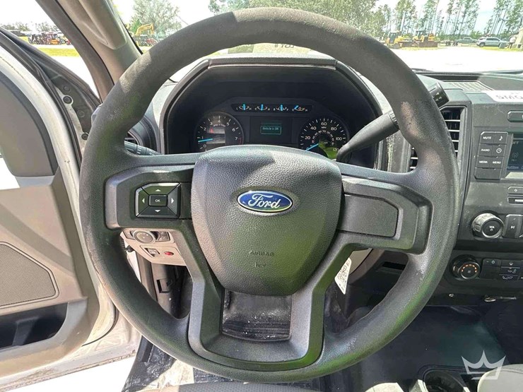 2017-ford-f150-image-12