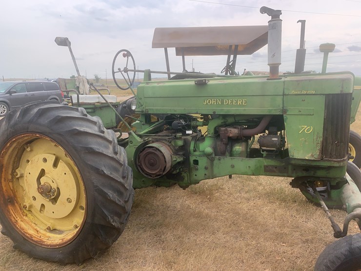 john-deere-70-image-4