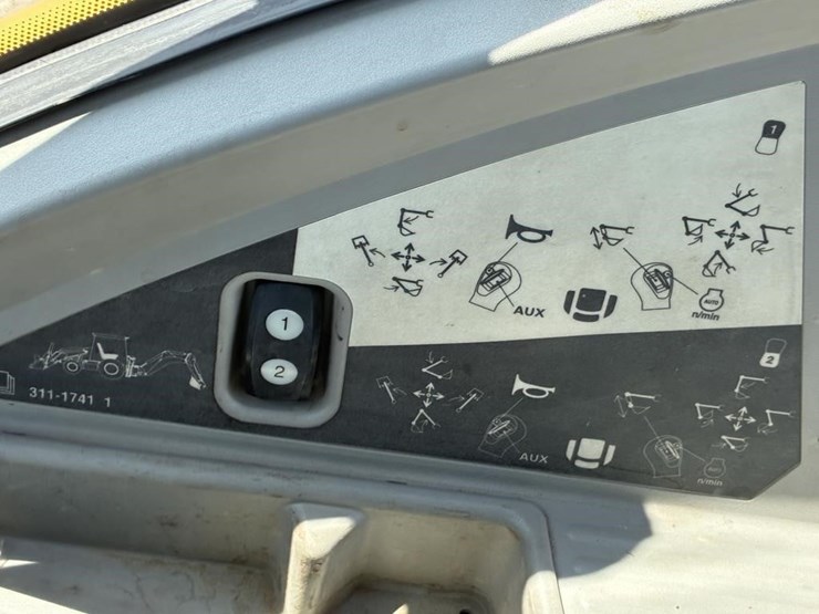 2008-caterpillar-420e-image-40