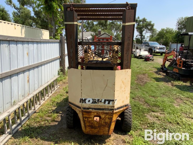 mobility-12812w-forklift-image-6