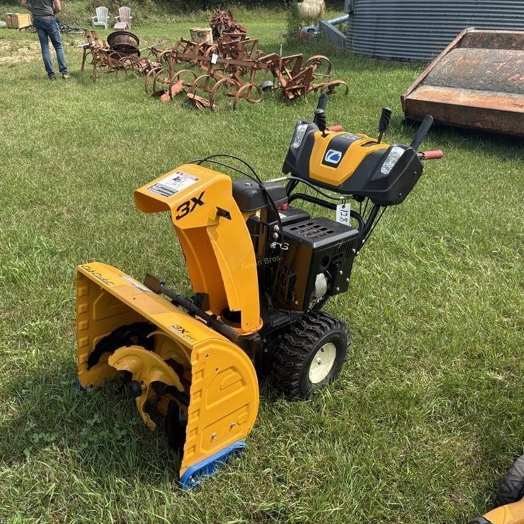 Cub Cadet 3X 24" Three-Stage Snow Blower