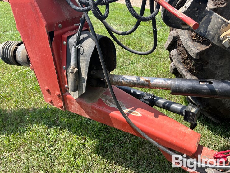 new-holland-1411-image-9