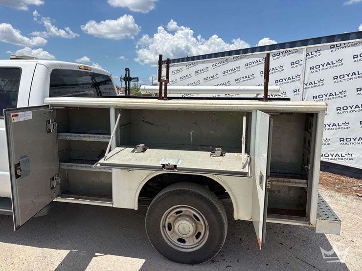 2015-ford-f250-image-24