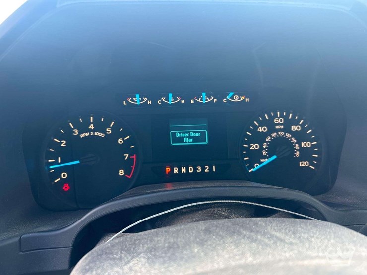 2017-ford-f150-image-16