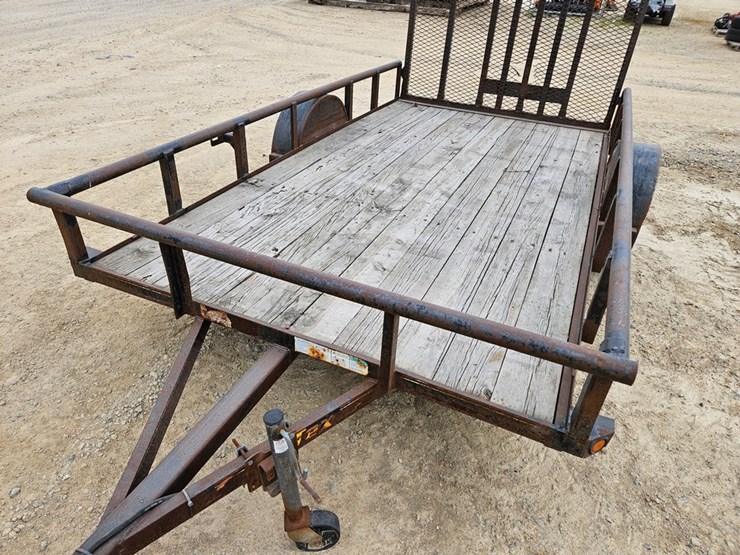 #6893-•-2010-big-tex-6'-x-12'-single-axle-trailer-image-11