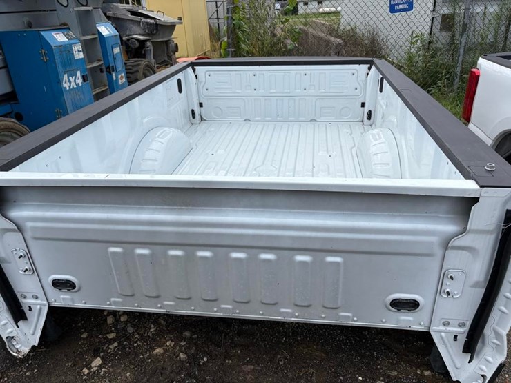 ford-8-ft-image-3