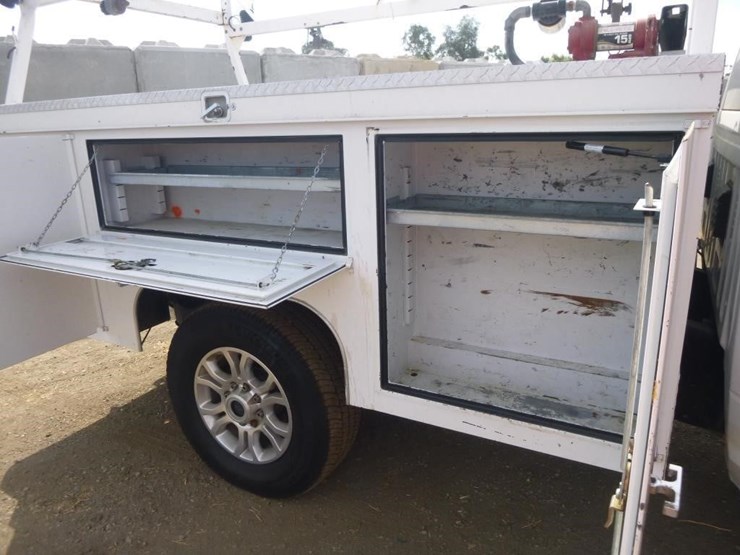 2016-dodge-ram-3500-image-23
