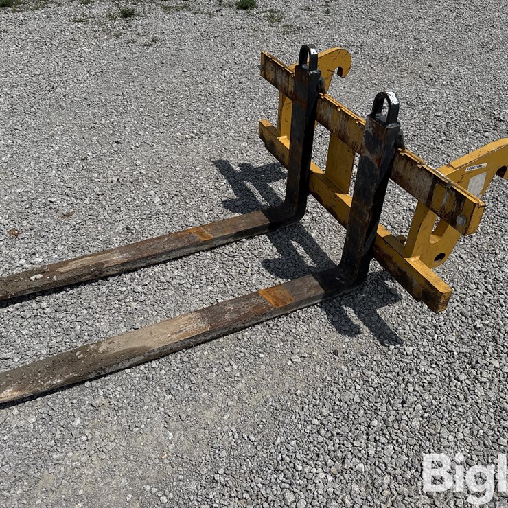John Deere Wheel Loader Pallet Forks