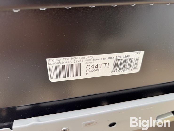 hon-4-drawer-file-cabinets-image-14
