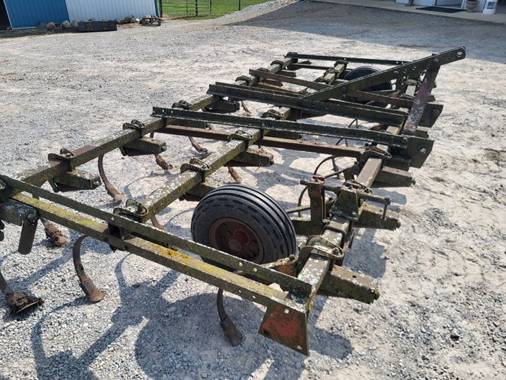 12'--3pt-hitch-field-cultivator-image-16