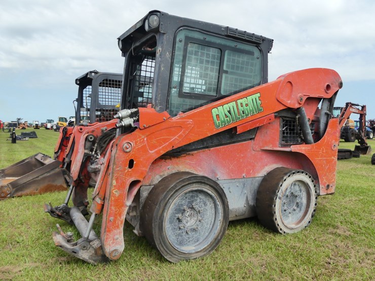 kubota-ssv75-image-1