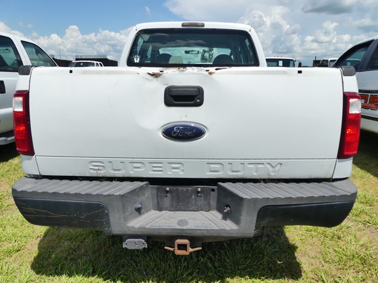 2008-ford-f250-xl-image-5