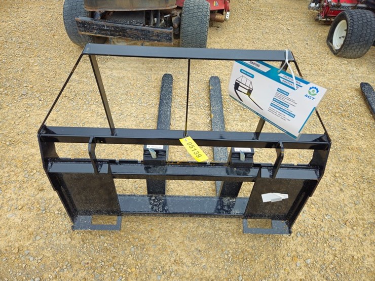 #212-•-2026-mower-king-sa-48"-pallet-fork-image-4