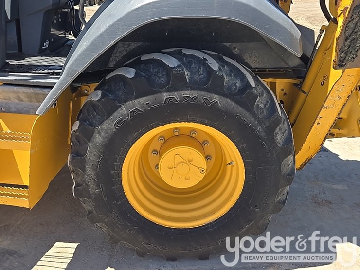 2019-deere-310sl-image-10
