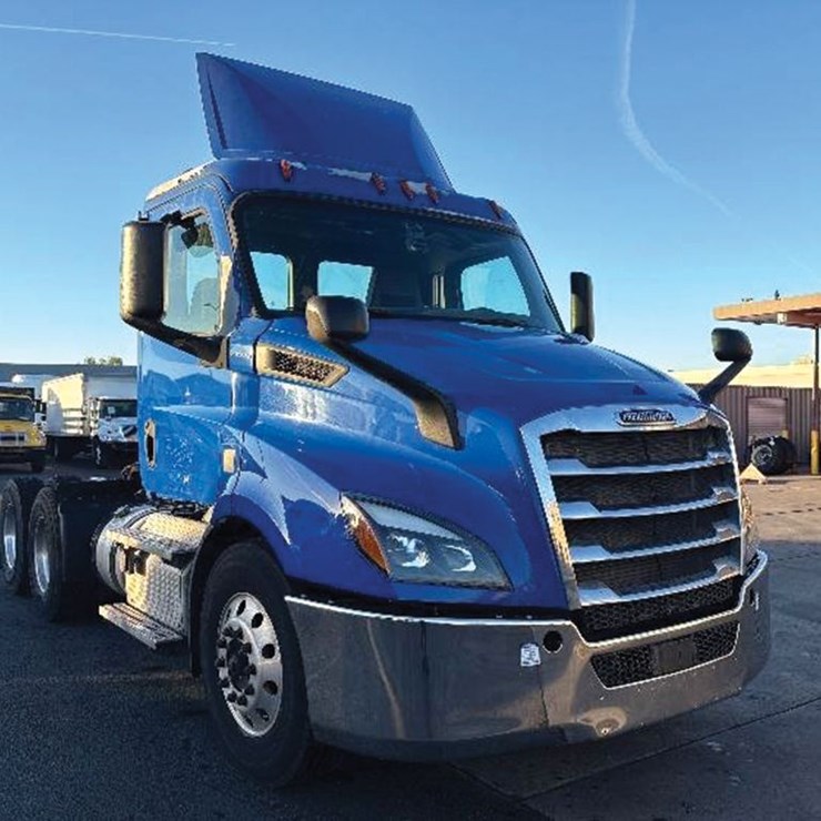 2019 FREIGHTLINER CASCADIA 116