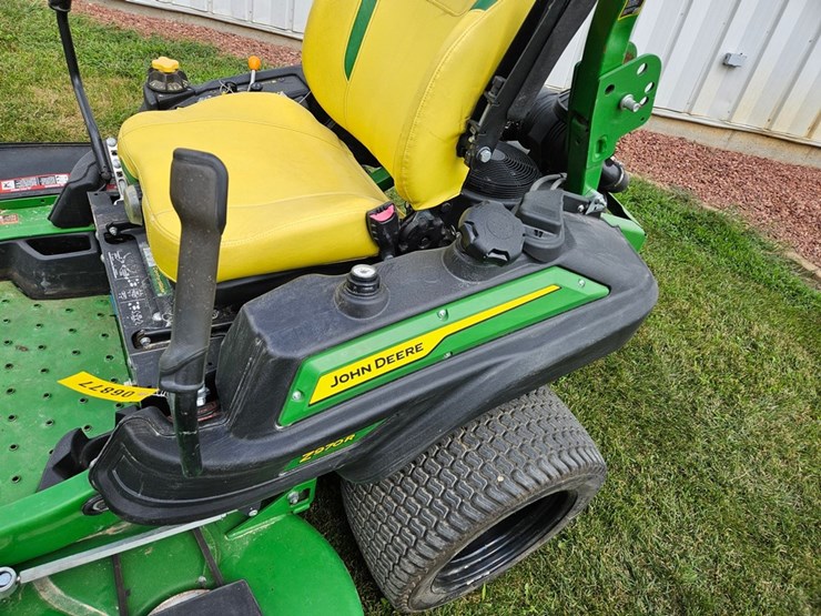 2023-john-deere-z970r-image-14