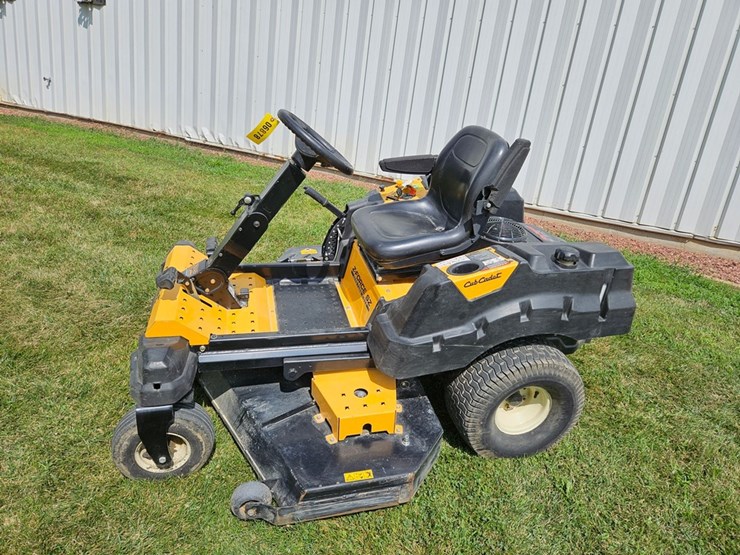 #6878-•-cub-cadet-z-force-sz-zero-turn-mower-image-2
