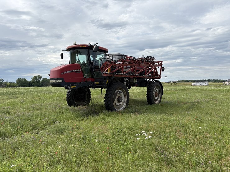 2014-case-ih-patriot-4430-image-5