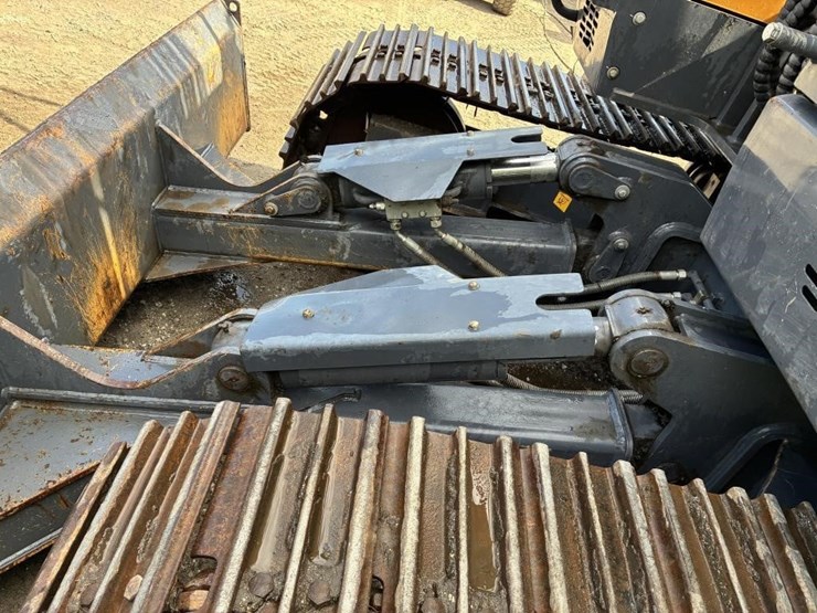 2023-xcmg-xe155ucr-hydraulic-excavator-image-12