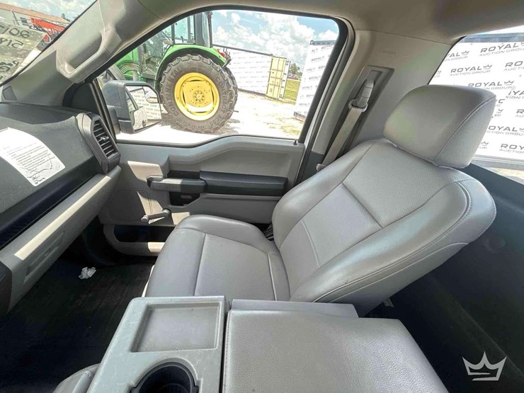 2017-ford-f150-image-18