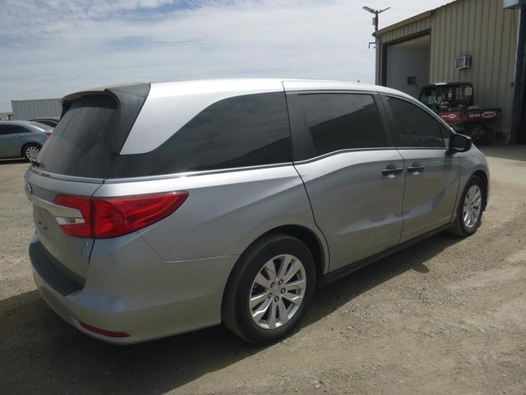 2018-honda-odyssey-image-3