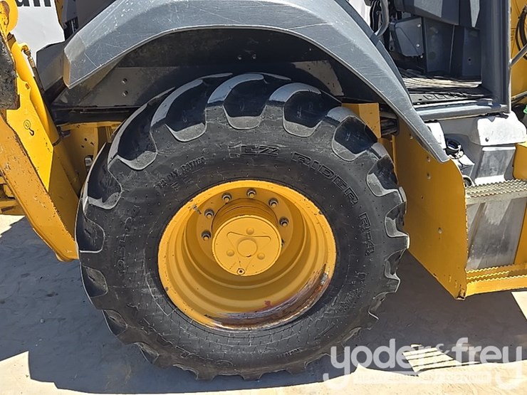 2019-deere-310sl-image-12