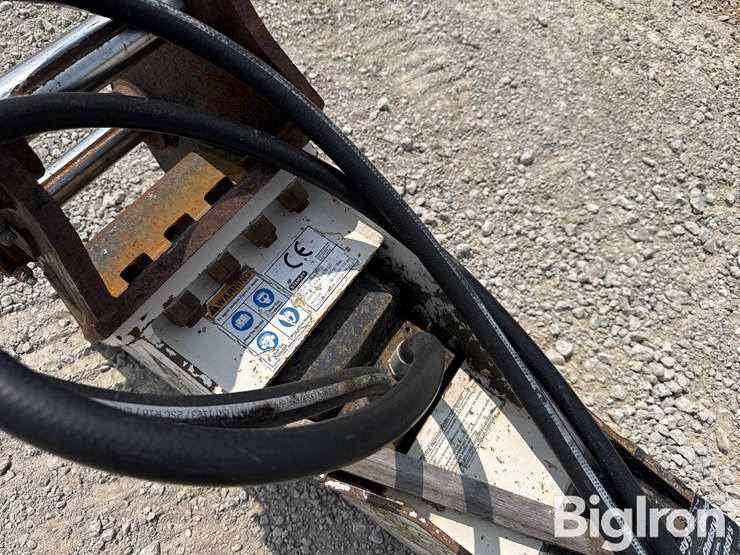 stanley-556-concrete-breaker-image-13