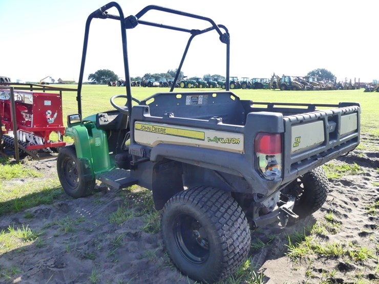 2012-john-deere-tx-4x2-image-4