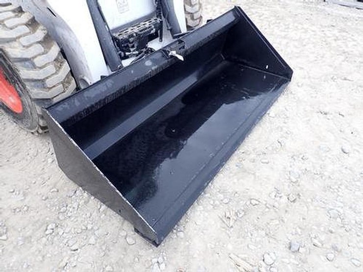wildcat-74"-skid-steer-gp-bucket-image-3