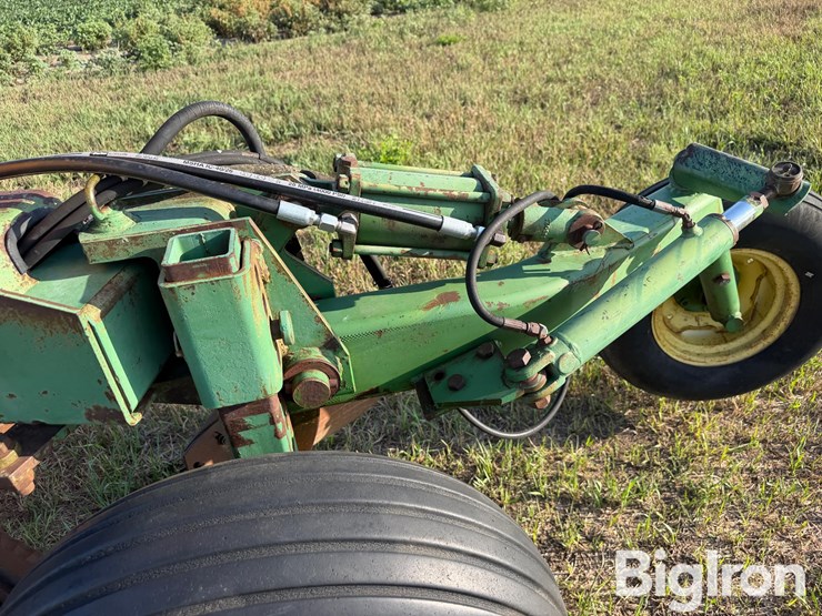 john-deere-2800-image-9