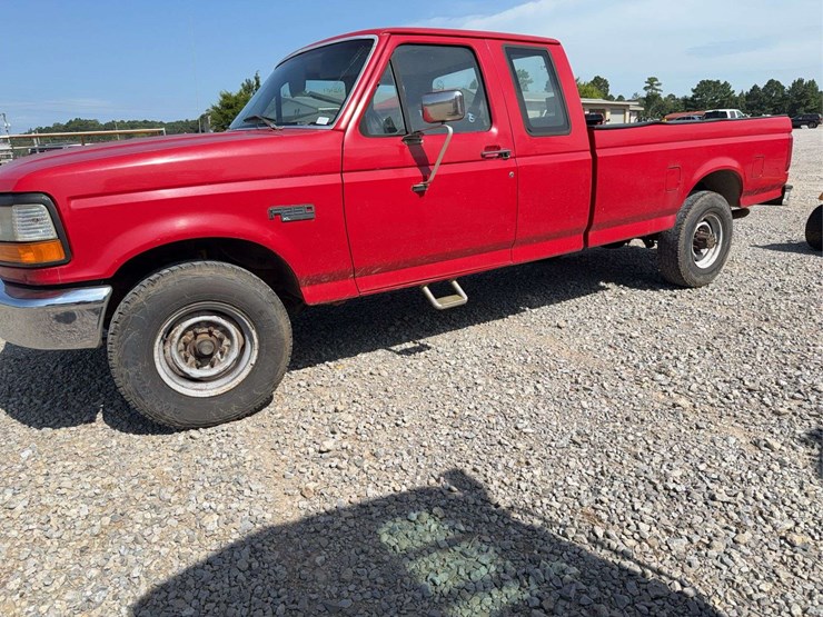 1996-ford-f250-xl-image-1