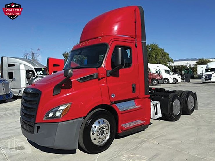 2020-freightliner-cascadia-116-image-1