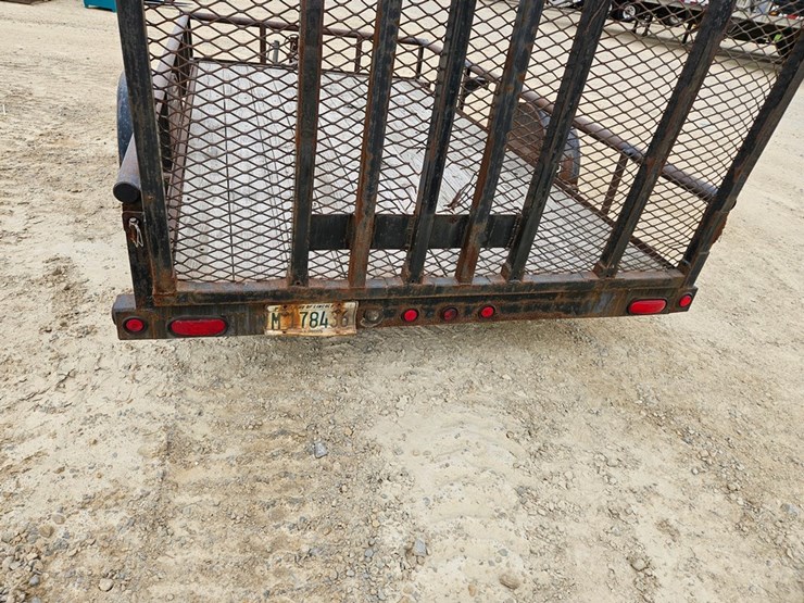 #6893-•-2010-big-tex-6'-x-12'-single-axle-trailer-image-16