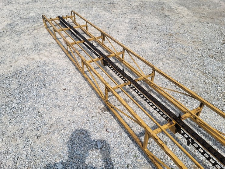 bale-conveyor-w/electric-motor-image-11
