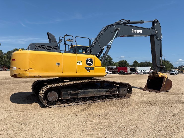 #16331-•-2023-deere-350p-hydraulic-excavator-image-7