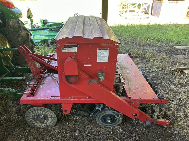 tarr-river-5'-grain-drill-image-5