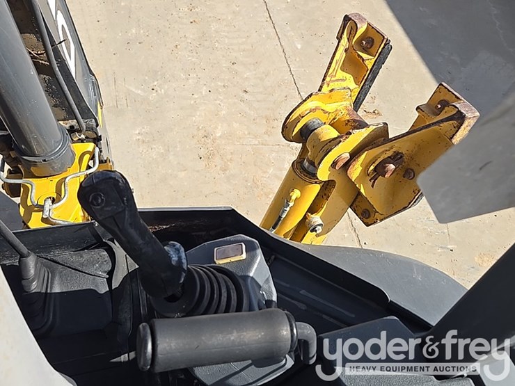 2019-deere-310sl-image-52