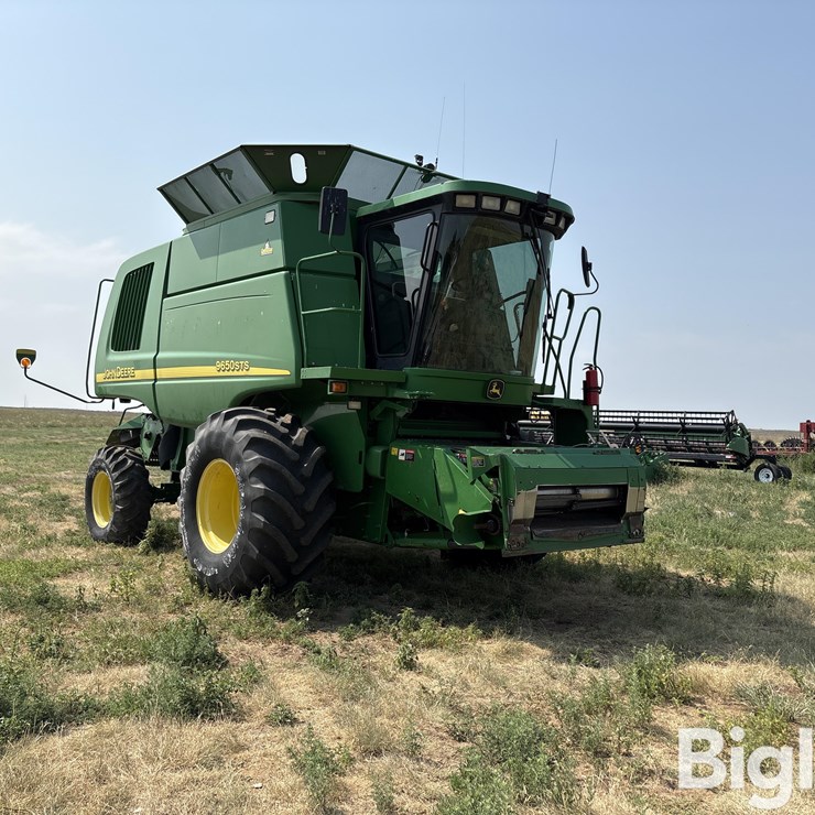 2002 JOHN DEERE 2