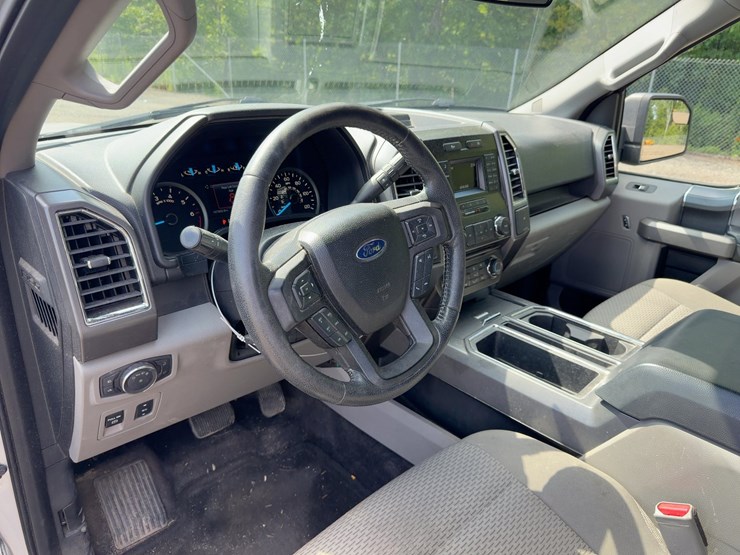 2015-ford-f150-xlt-image-19